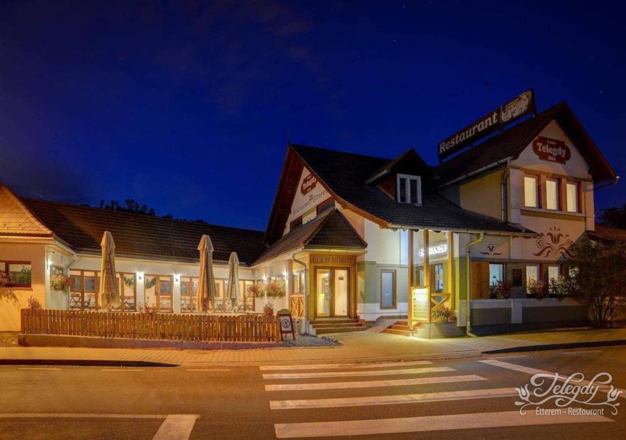Telegdy Homes Прайд Екстериор снимка